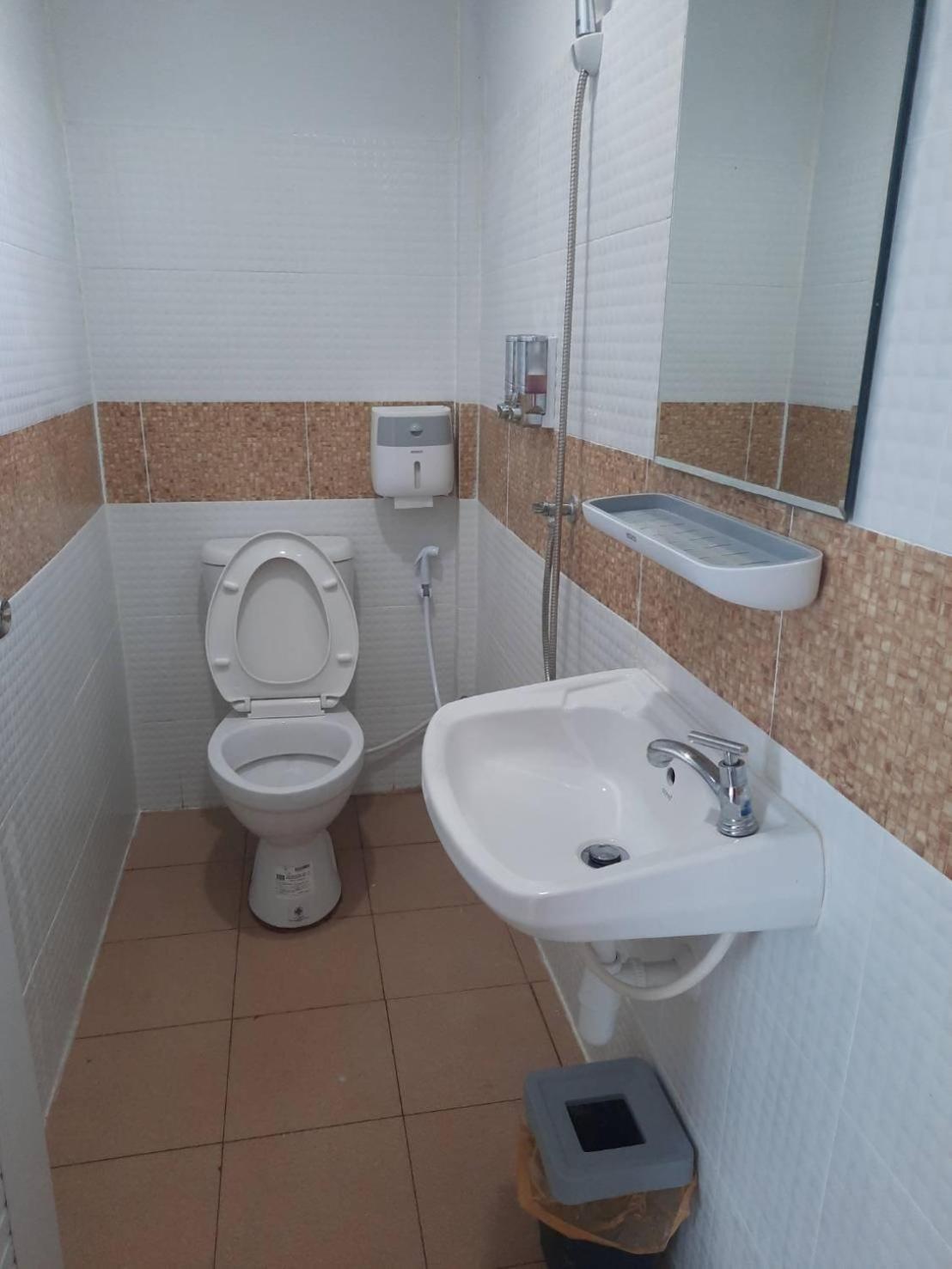 Apartamento Homlomchomsuan หอมลมชมสวน Ban Mai  Exterior foto