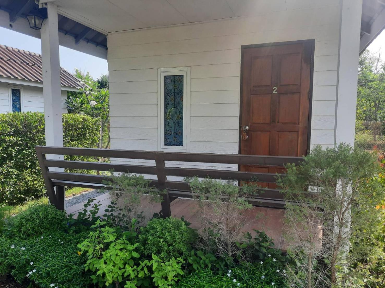 Apartamento Homlomchomsuan หอมลมชมสวน Ban Mai  Exterior foto